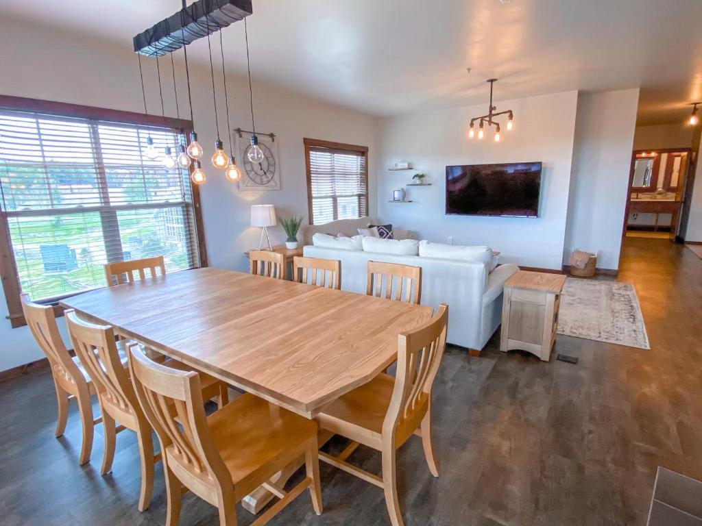 Remodeled Ski In-Out - 305 Soaring Eagle - Luxury! Dunmore ภายนอก รูปภาพ