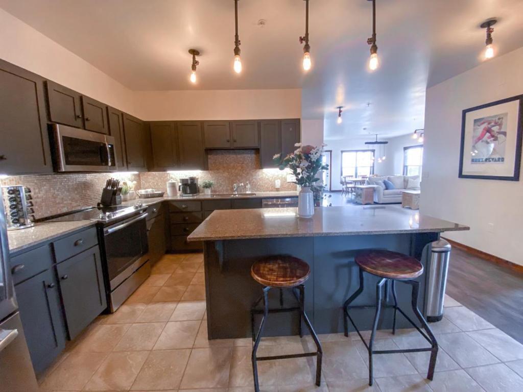 Remodeled Ski In-Out - 305 Soaring Eagle - Luxury! Dunmore ภายนอก รูปภาพ